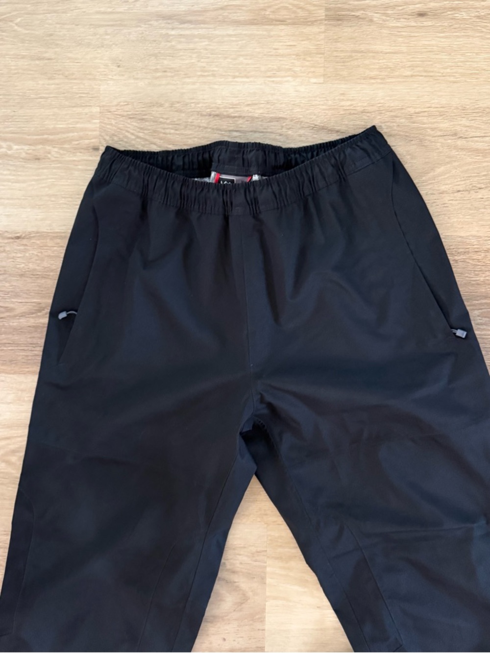 REI Black snowpants